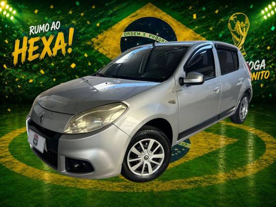 RENAULT SANDERO 1.0 EXPRESSION 16V FLEX 4P MANUAL RENAULT SANDERO 1.0 EXPRESSION 16V FLEX 4P MANUAL